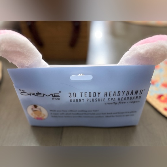 The Crème Shop 3D Teddy Headband Bunny Plush Spa Headband Pink White NWT - Picture 6 of 9